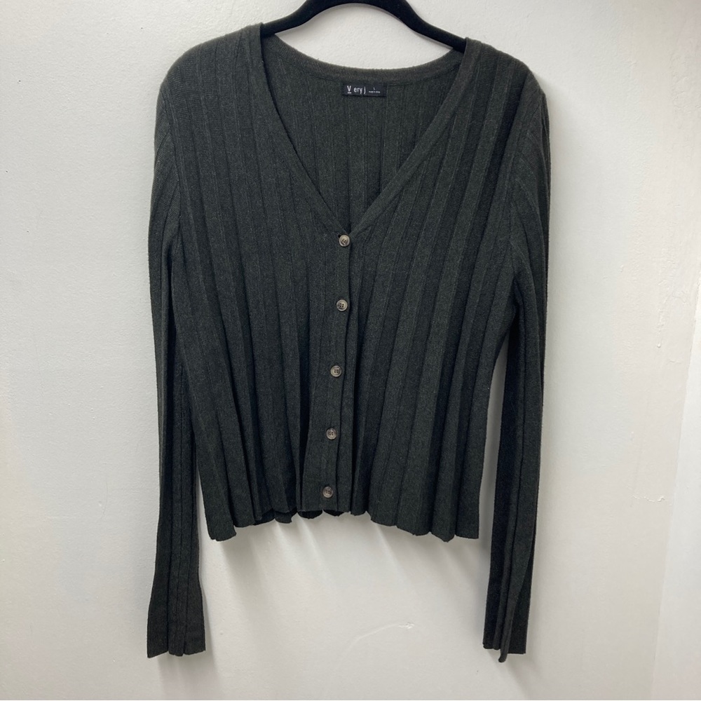 Vevry J Gray Pleated V Neck Bell Sleeve Button Cardigan Sweater Size S